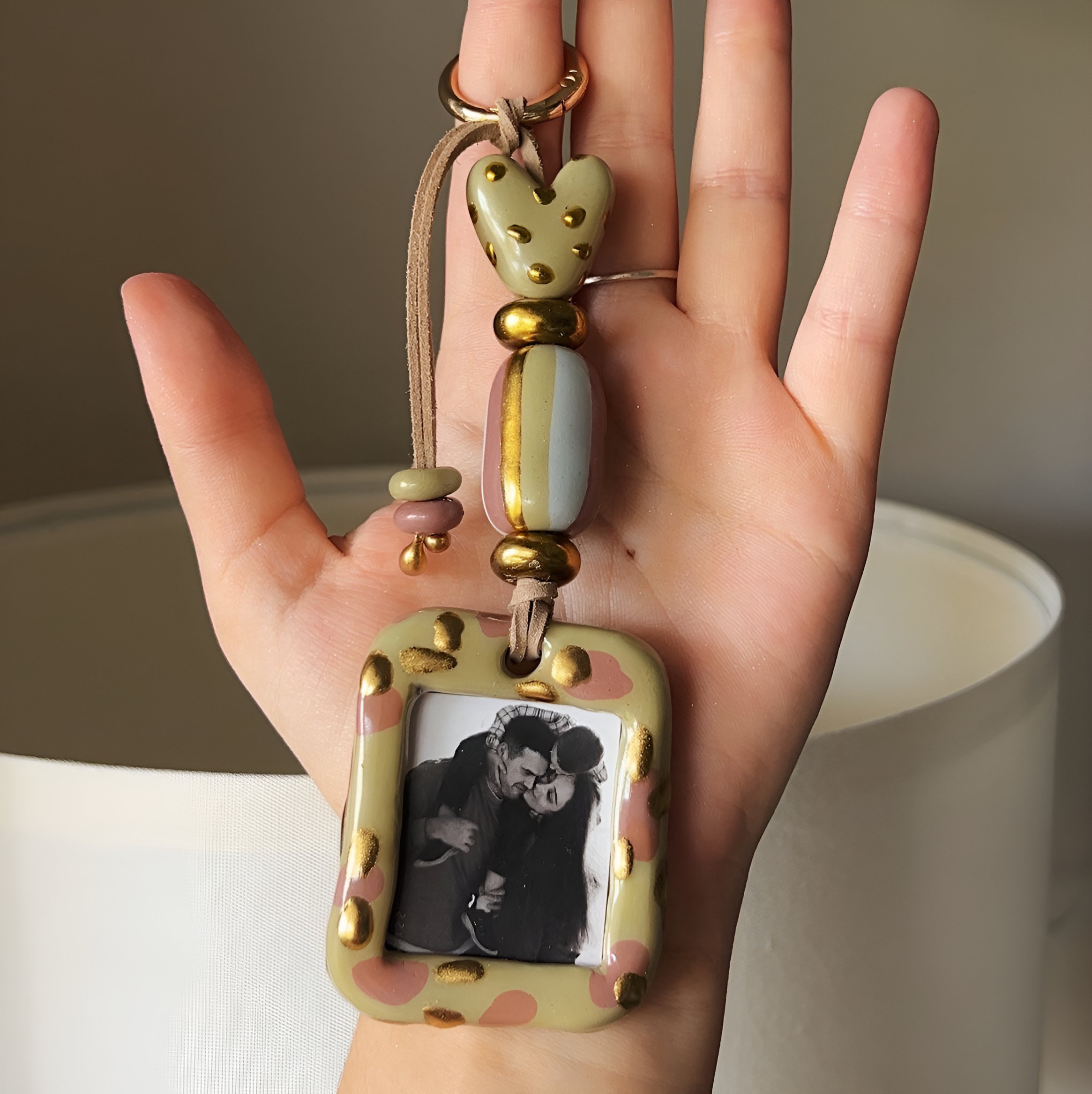 Olive Frame